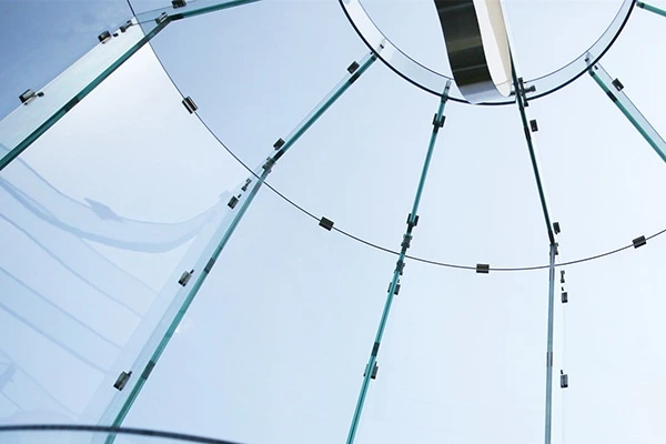 Comparison Of Ultra-clear Glass In Architecture