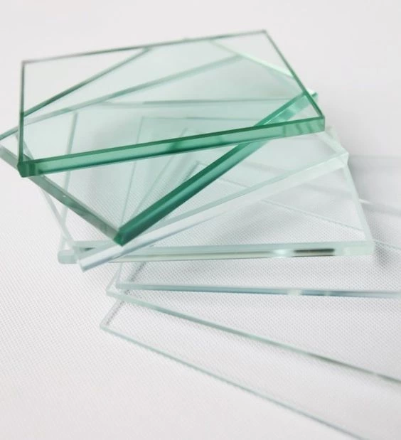 Comparison Of Ultra-clear Glass In Architecture